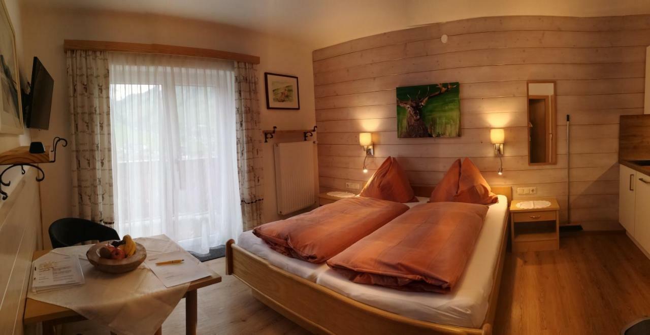 Haus Sonnenschein Apartman Saalbach-Hinterglemm Kültér fotó