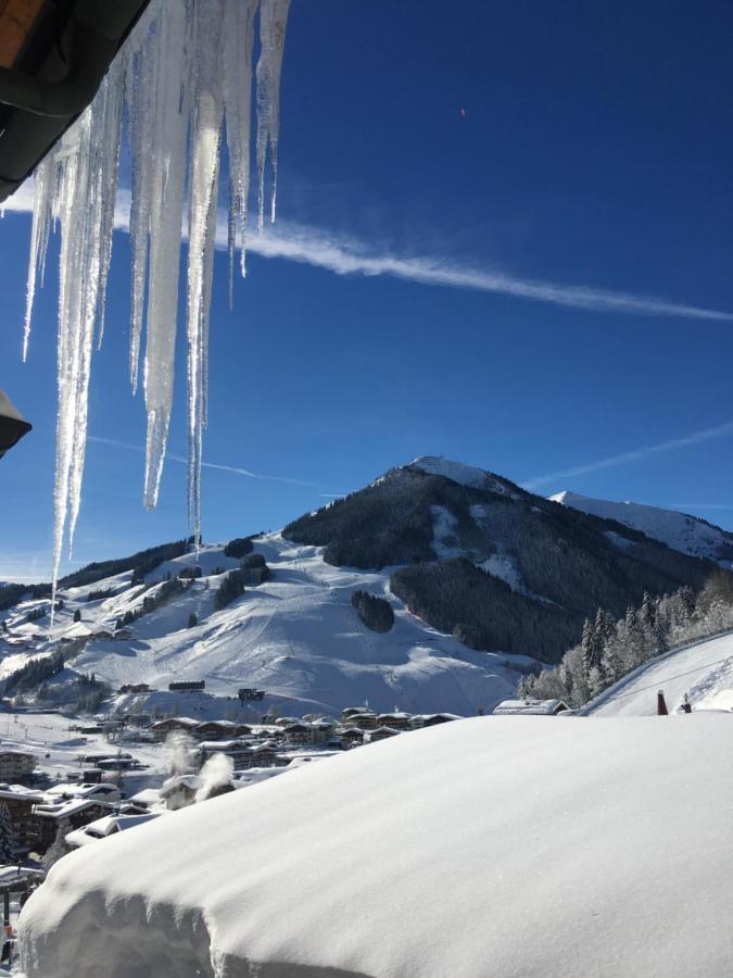 Haus Sonnenschein Apartman Saalbach-Hinterglemm Kültér fotó
